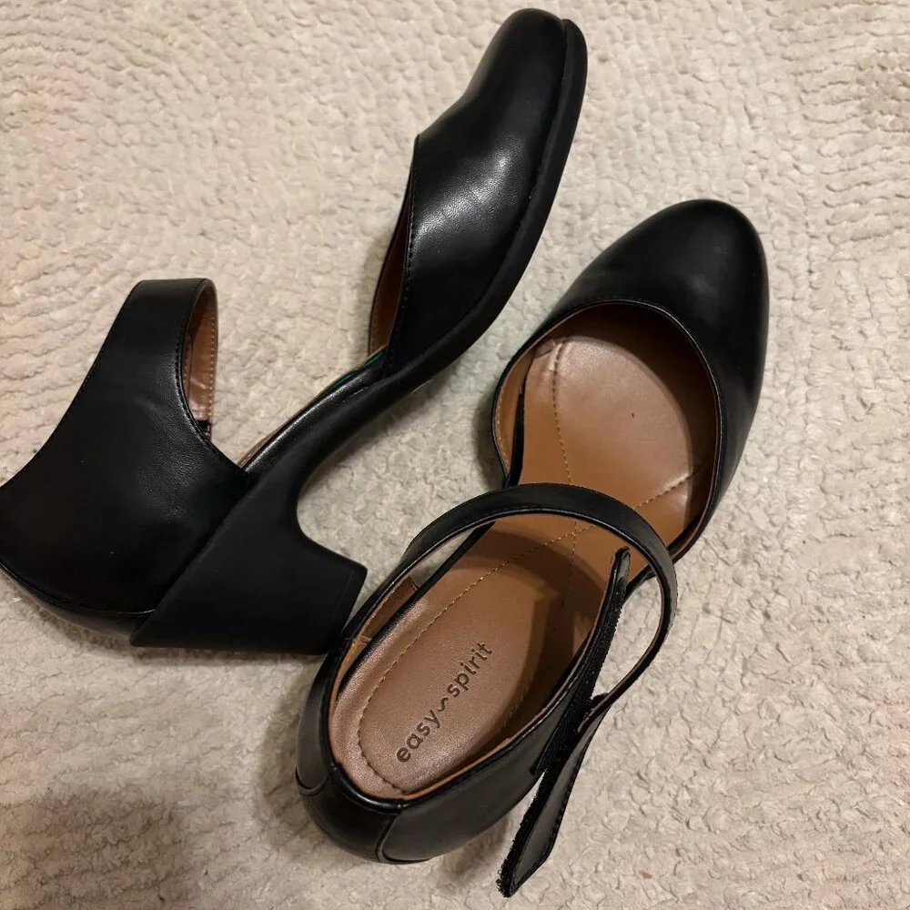 Mary Jane Heels - Picture 4 of 10